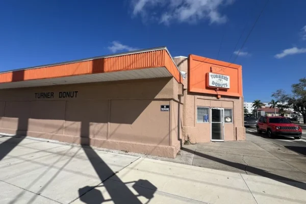 Turner’s Donuts